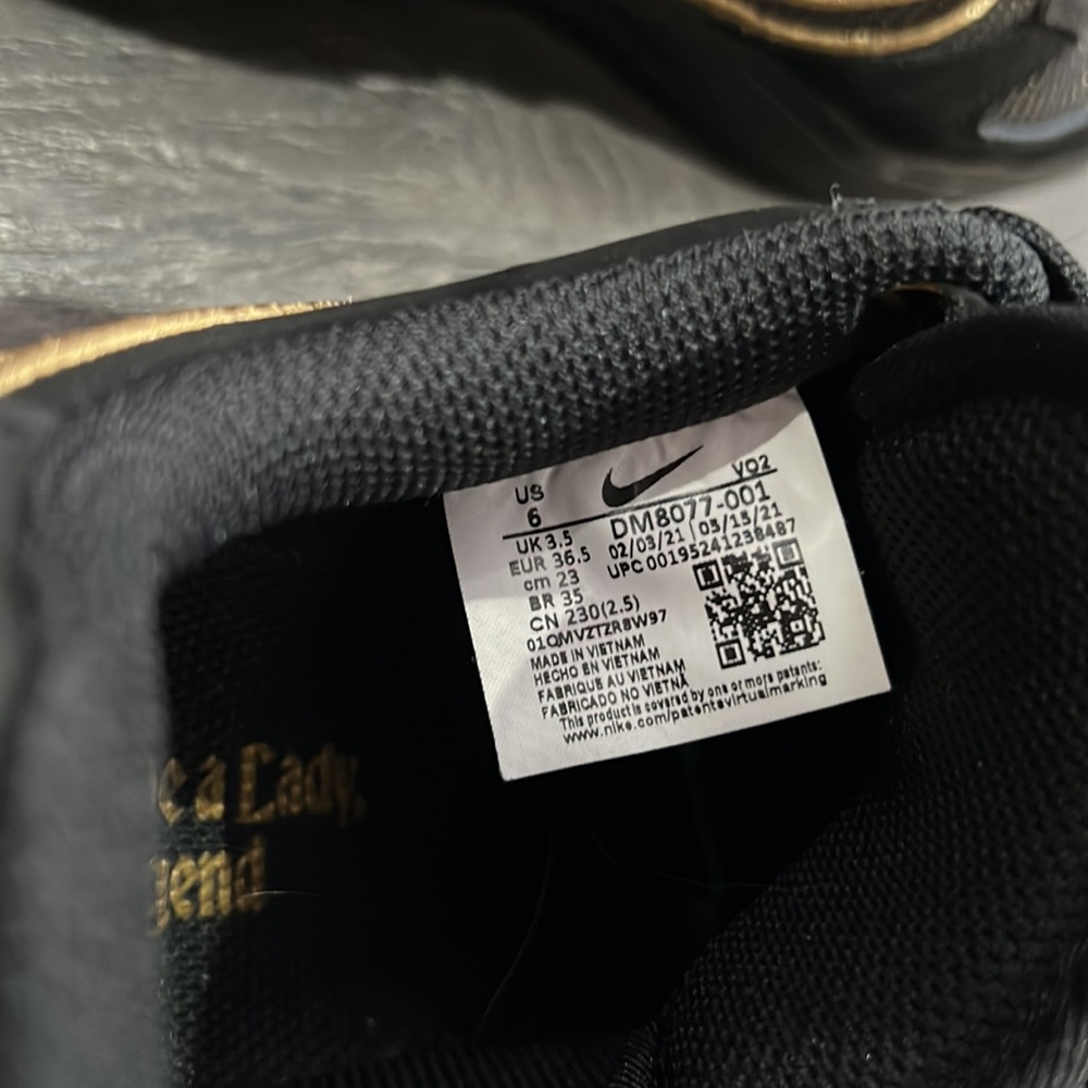 Black Nike air forces - Picture 8 of 9